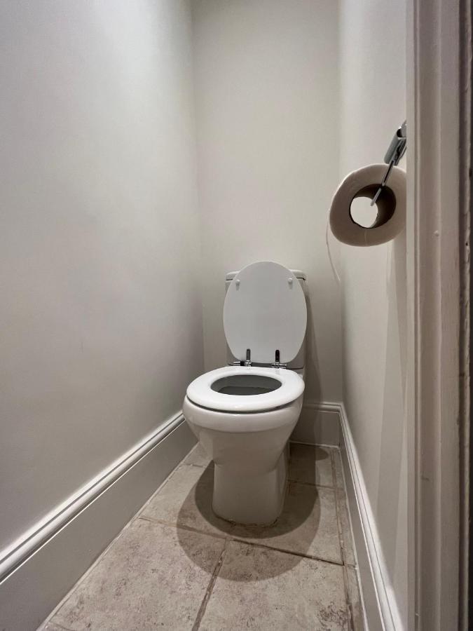 Lovely 2-Bedroom Victorian Flats 런던 외부 사진